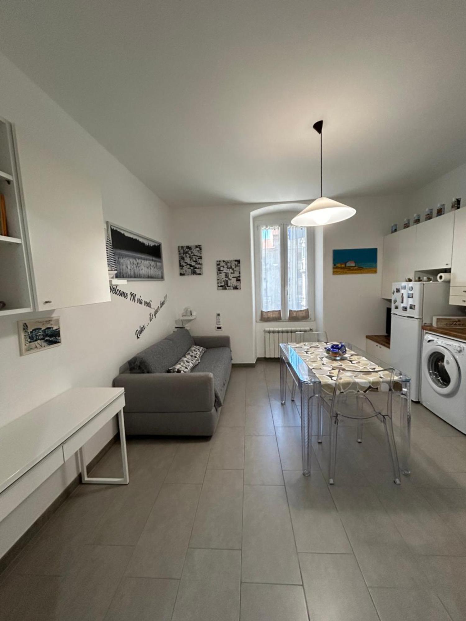 In Via Venti Apartment La Spezia Luaran gambar